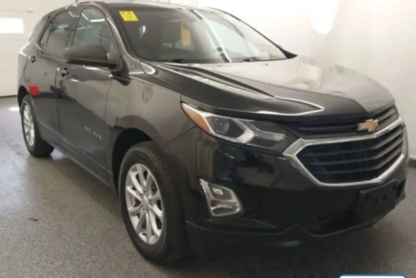 2019 Chevrolet Equinox LS photo 1