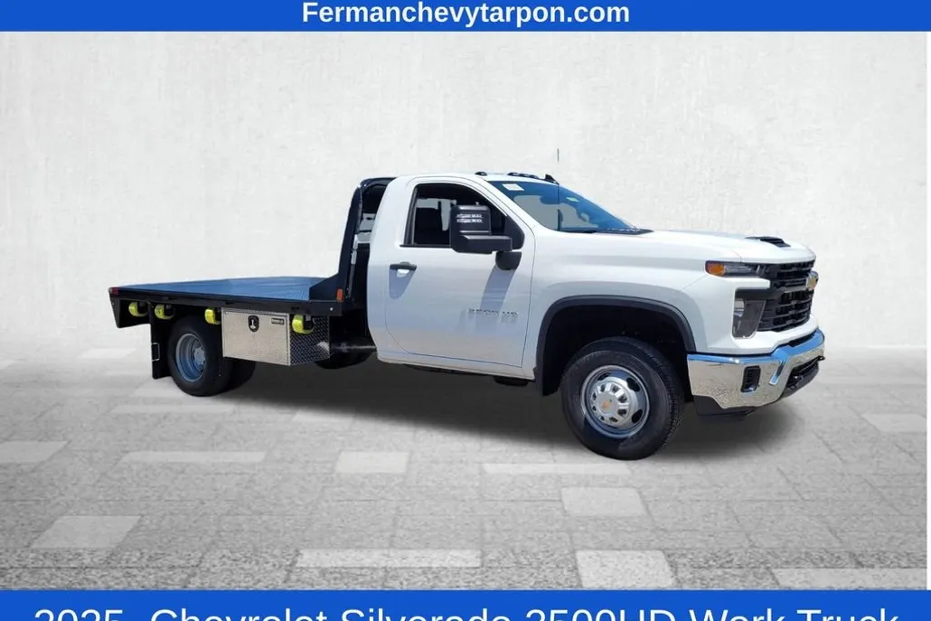 2025 Chevrolet Silverado 3500HD Work Truck photo 1