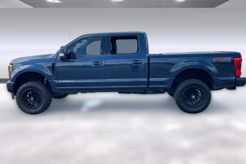 2019 Ford F-250 Lariat photo 1