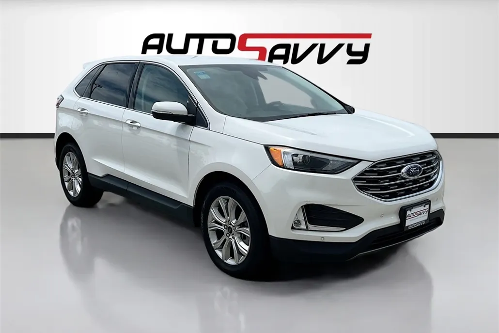 2024 Ford Edge Titanium photo 1
