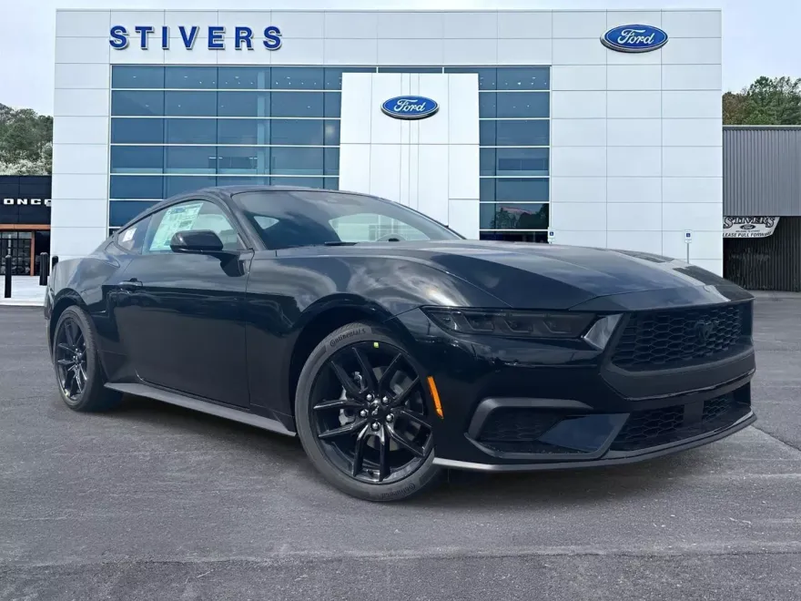 2025 Ford Mustang EcoBoost photo 1
