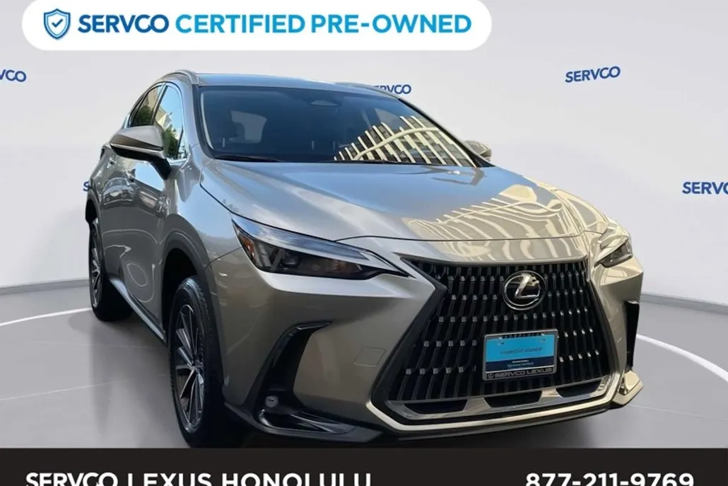 2022 Lexus NX 350h photo 1