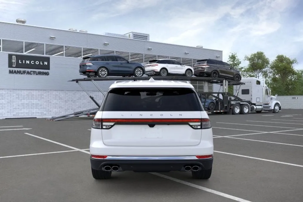2025 Lincoln Aviator Reserve photo 1