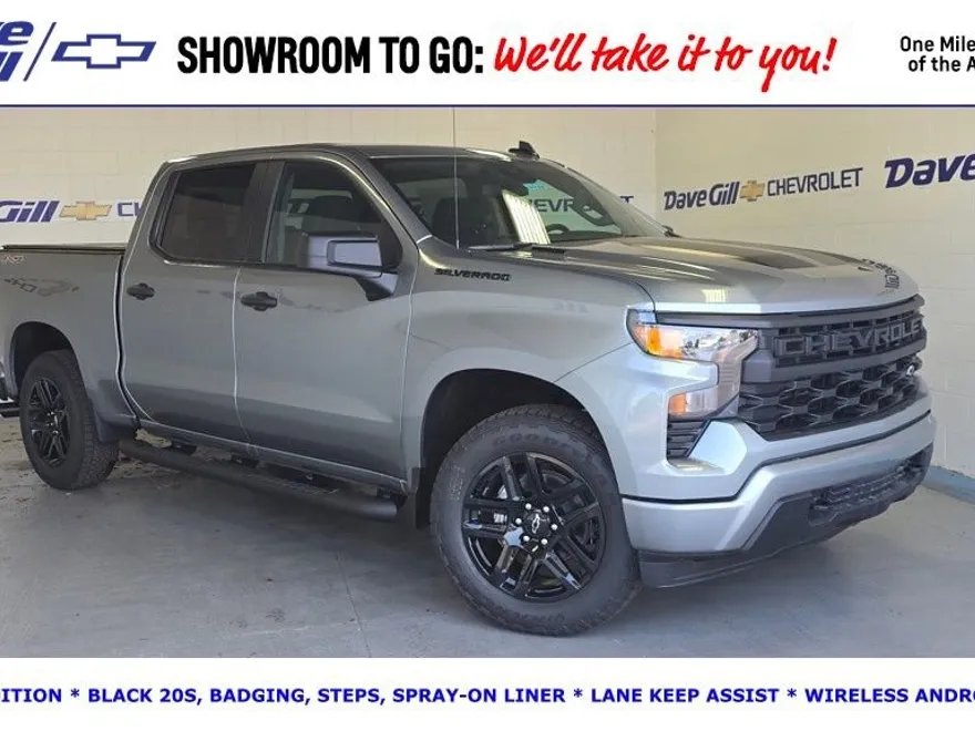 2026 Chevrolet Silverado 1500 Custom photo 1