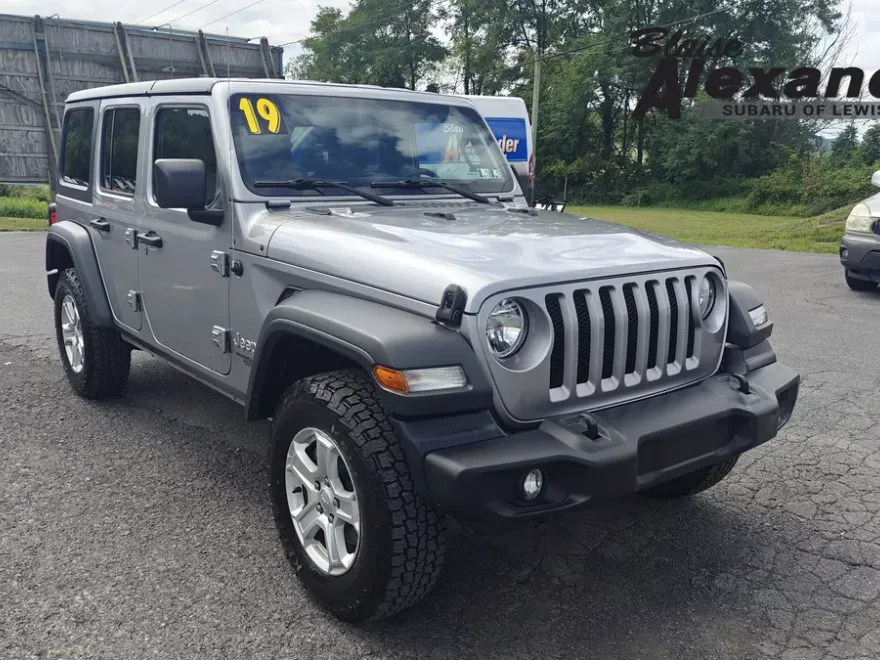 2019 Jeep Wrangler Unlimited Sport S photo 1