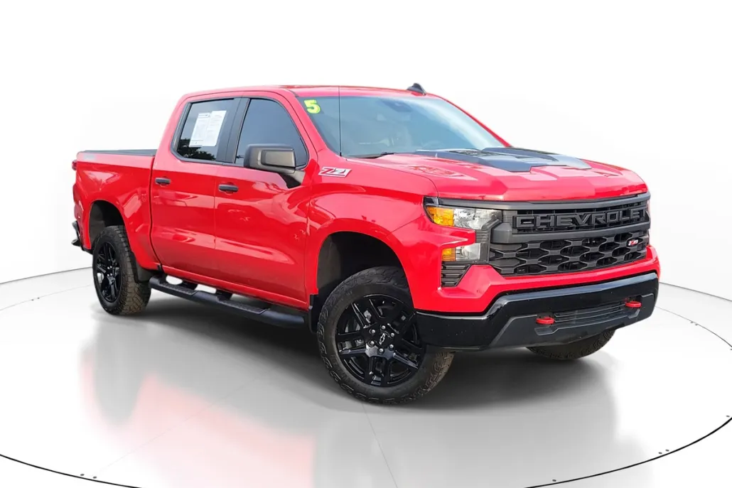 2025 Chevrolet Silverado 1500 Custom Trail Boss photo 1