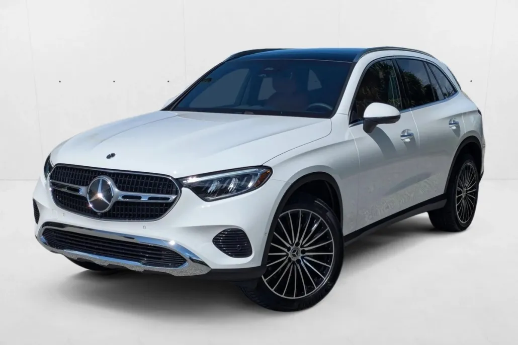 2026 Mercedes Benz GLC 300 photo 1