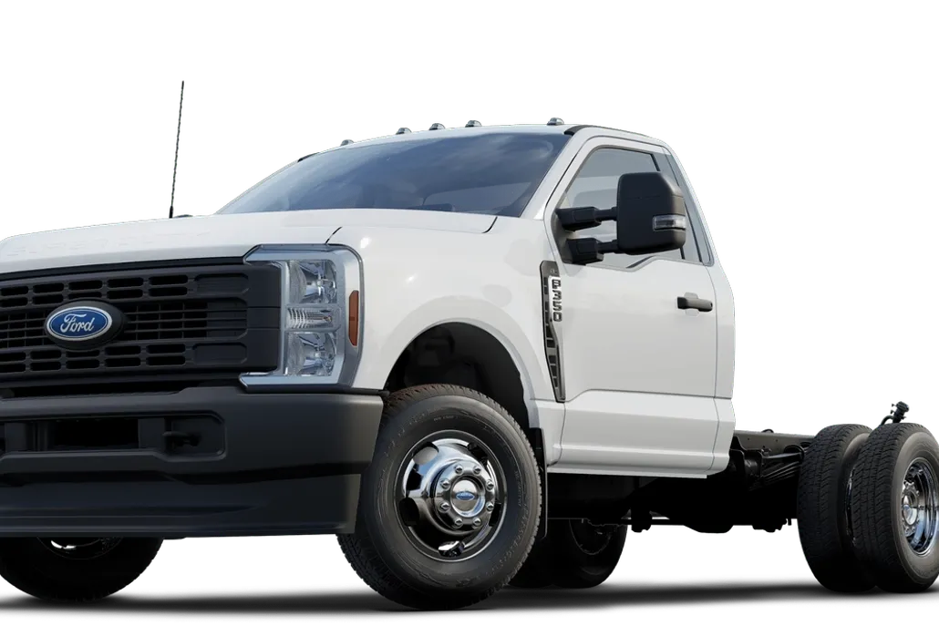 2025 Ford F-350 XL photo 1