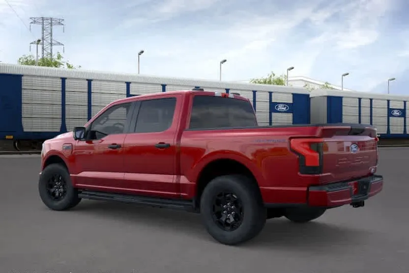 2025 Ford F-150 Lightning XLT photo 1