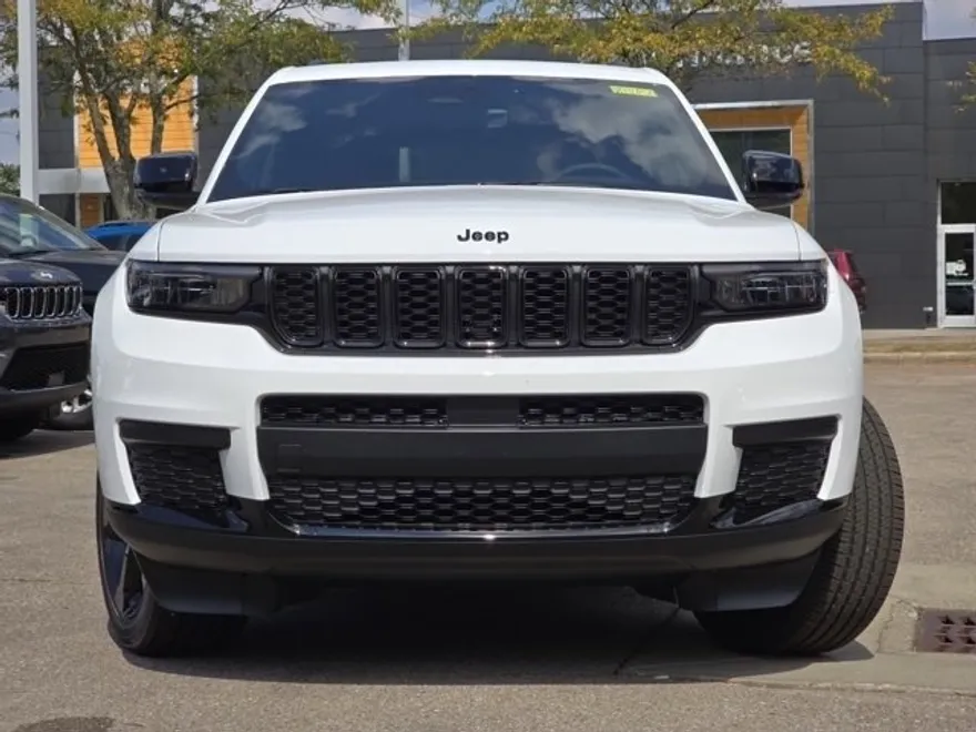 2025 Jeep Grand Cherokee Altitude X photo 1