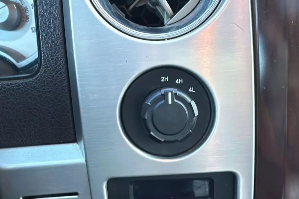 2009 Ford F-150 photo 1