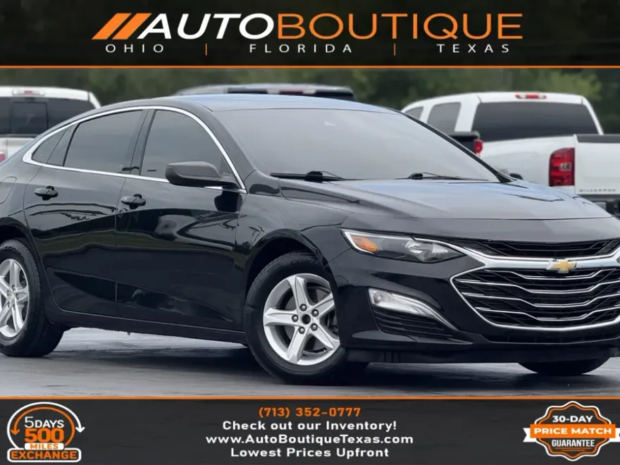 2023 Chevrolet Malibu LS photo 1
