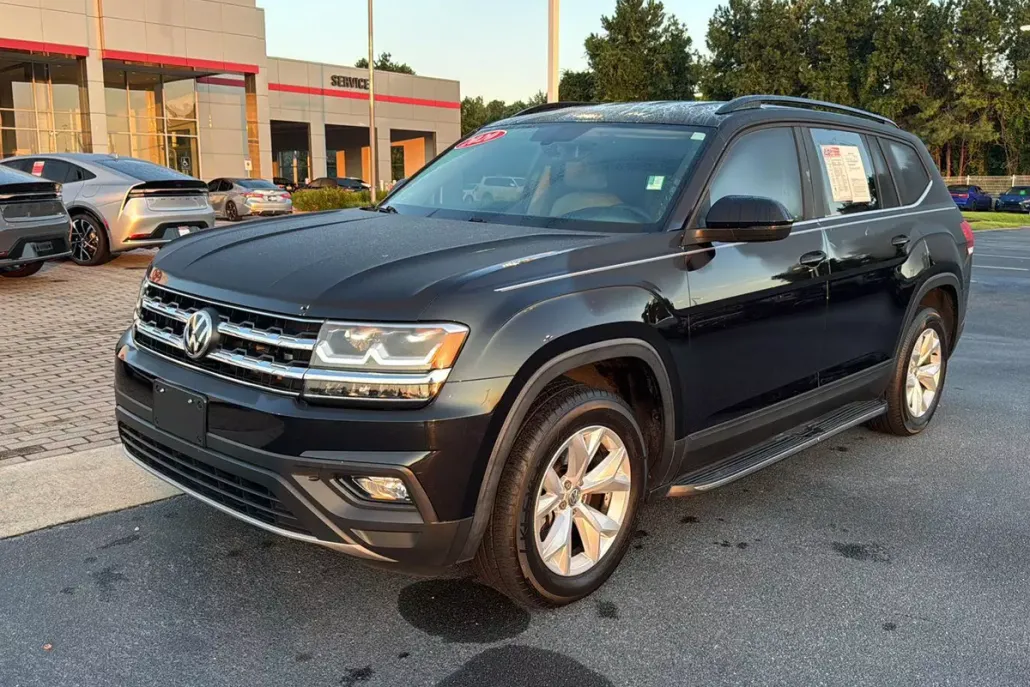 2020 Volkswagen Atlas SE photo 1