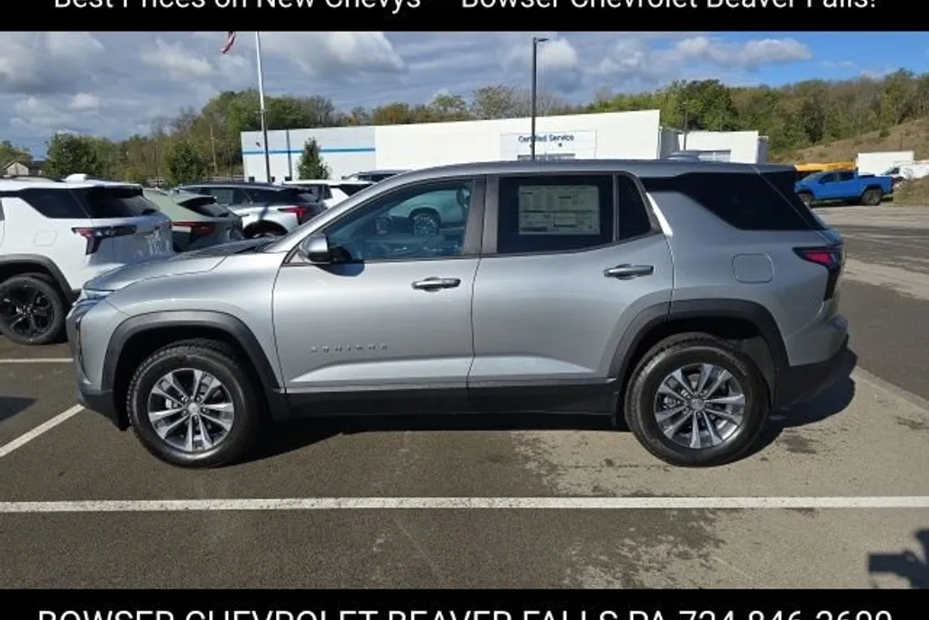 2026 Chevrolet Equinox LT photo 1