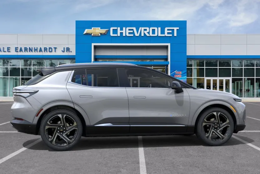 2025 Chevrolet Equinox EV 1LT photo 1