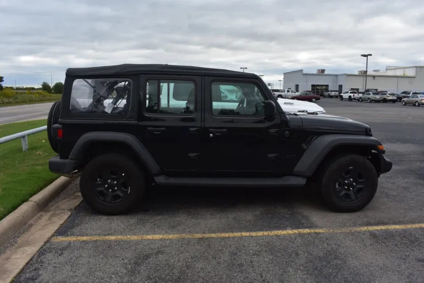 2025 Jeep Wrangler Sport photo 1