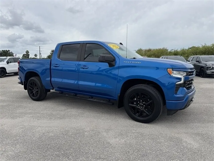 2022 Chevrolet Silverado 1500 RST photo 1