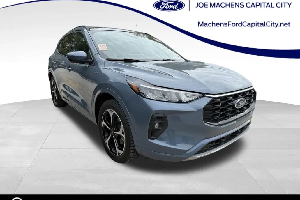 2023 Ford Escape ST-Line Select photo 1