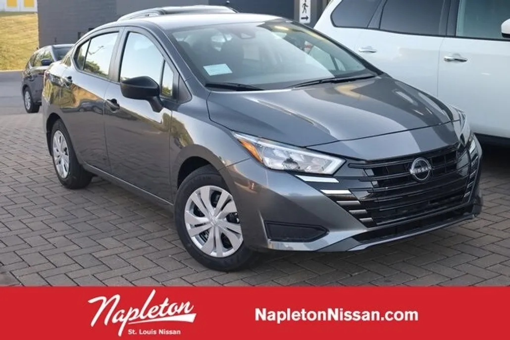 2025 Nissan Versa S photo 1