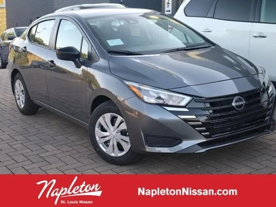 2025 Nissan Versa S photo 1
