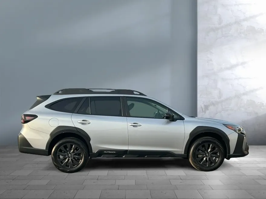 2023 Subaru Outback Onyx Edition photo 1