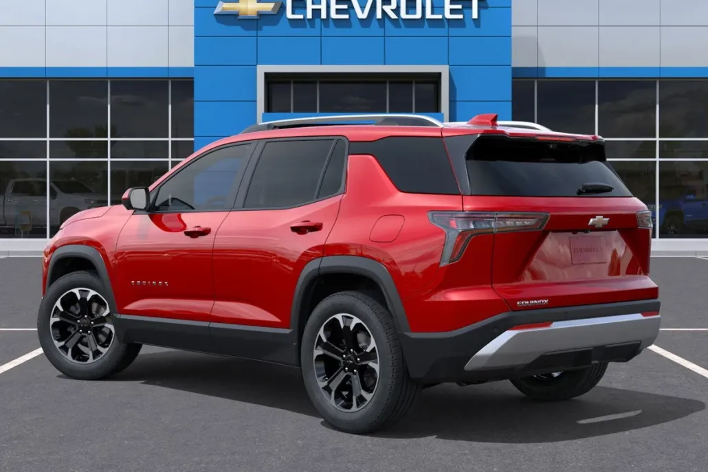 2026 Chevrolet Equinox LT photo 1