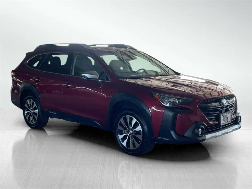 2024 Subaru Outback Touring photo 1