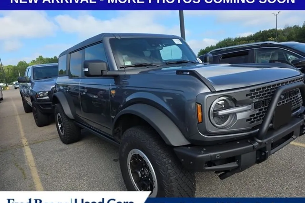 2023 Ford Bronco Badlands photo 1