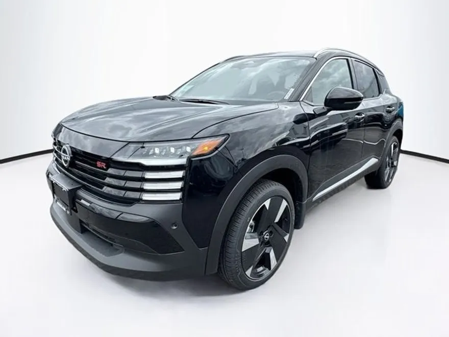 2025 Nissan Kicks SR photo 1
