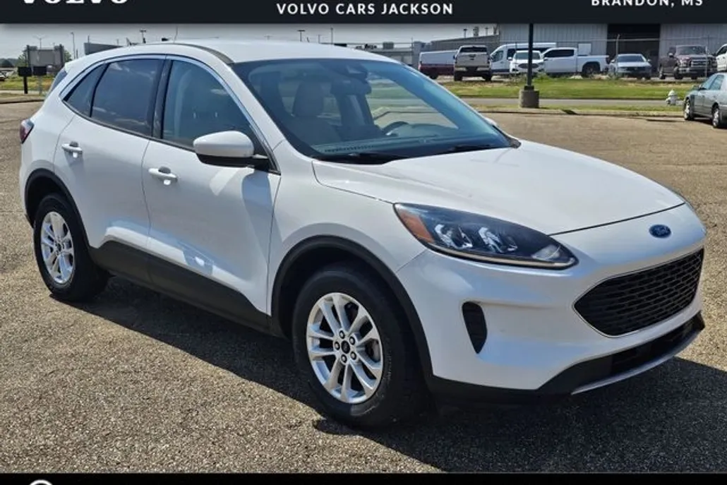 2021 Ford Escape SE photo 1