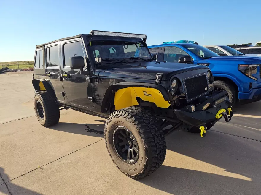 2016 Jeep Wrangler Unlimited Sport photo 1