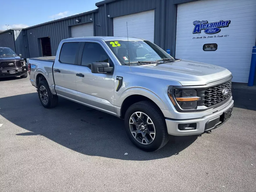 2025 Ford F-150 STX photo 1