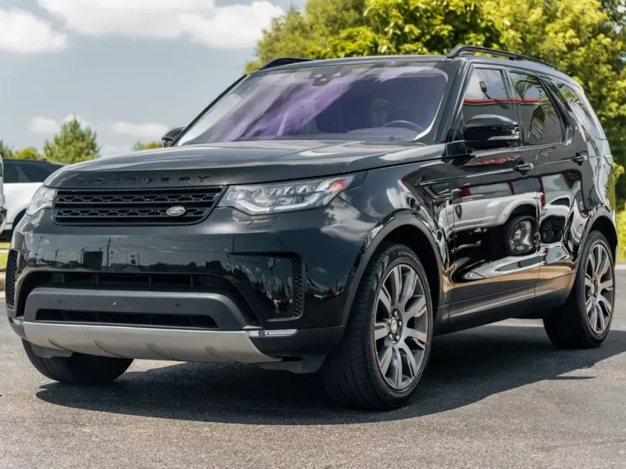 2017 Land Rover Discovery HSE photo 1