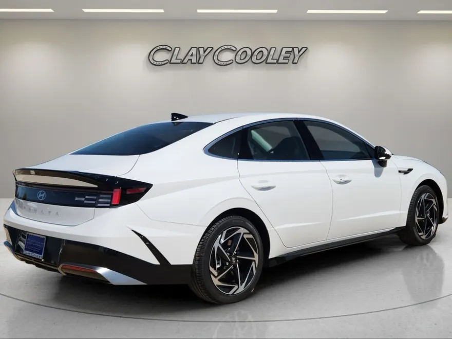 2026 Hyundai Sonata SEL Sport photo 1