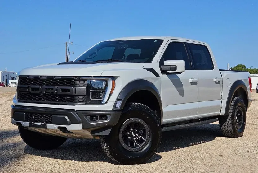 2023 Ford F-150 Raptor photo 1