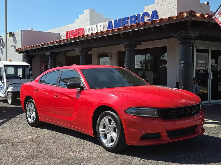 2023 Dodge Charger SXT photo 1