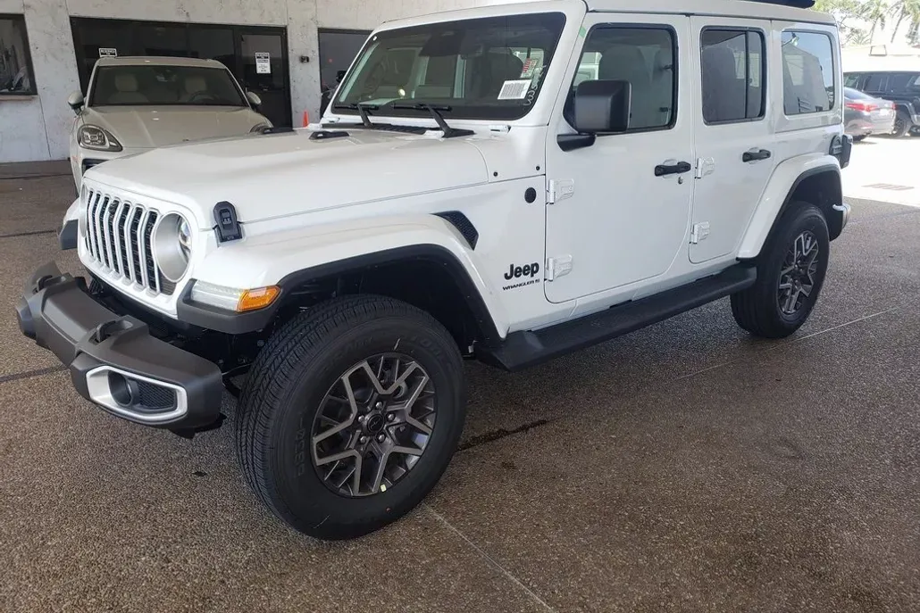 2025 Jeep Wrangler Sahara photo 1