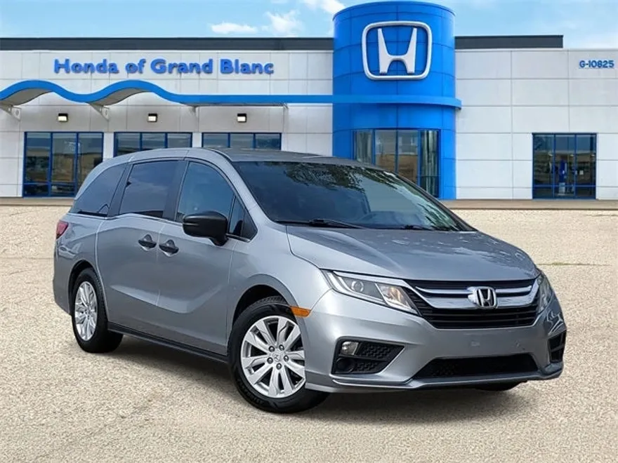 2018 Honda Odyssey LX photo 1
