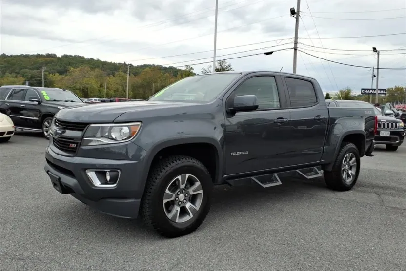 2016 Chevrolet Colorado Z71 photo 1