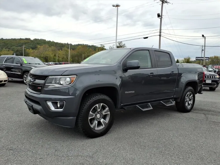 2016 Chevrolet Colorado Z71 photo 1