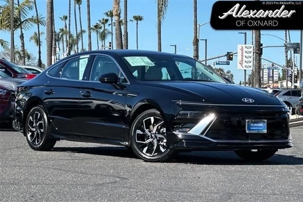2024 Hyundai Sonata SEL photo 1