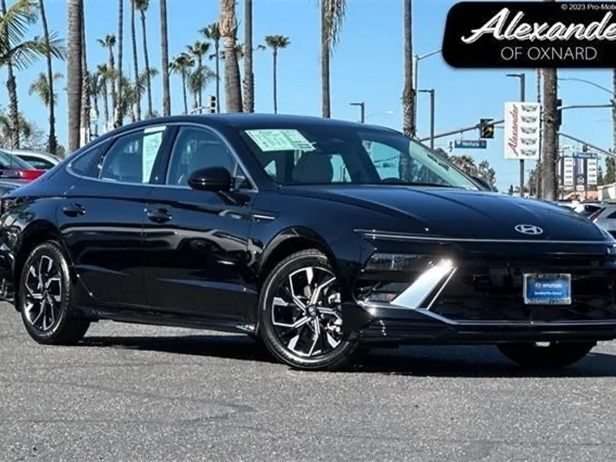 2024 Hyundai Sonata SEL photo 1