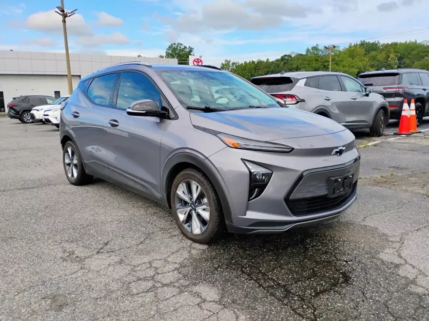 2023 Chevrolet Bolt EUV photo 1