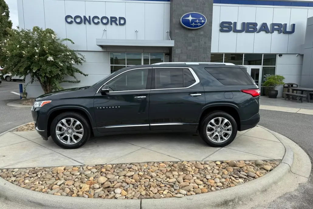 2020 Chevrolet Traverse Premier photo 1