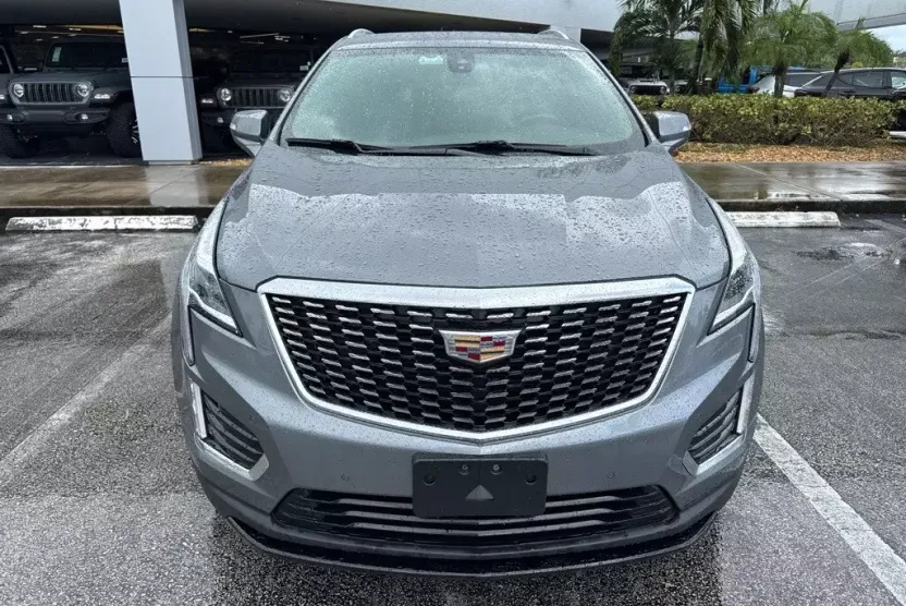 2021 Cadillac XT5 Luxury photo 1