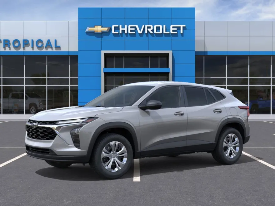 2026 Chevrolet Trax LS photo 1