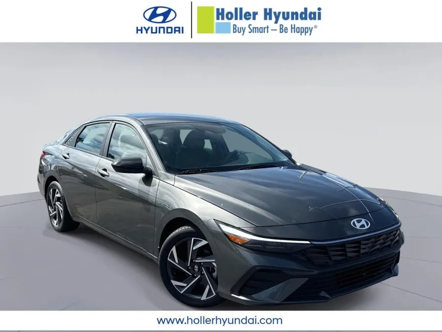 2025 Hyundai Elantra SEL Sport photo 1