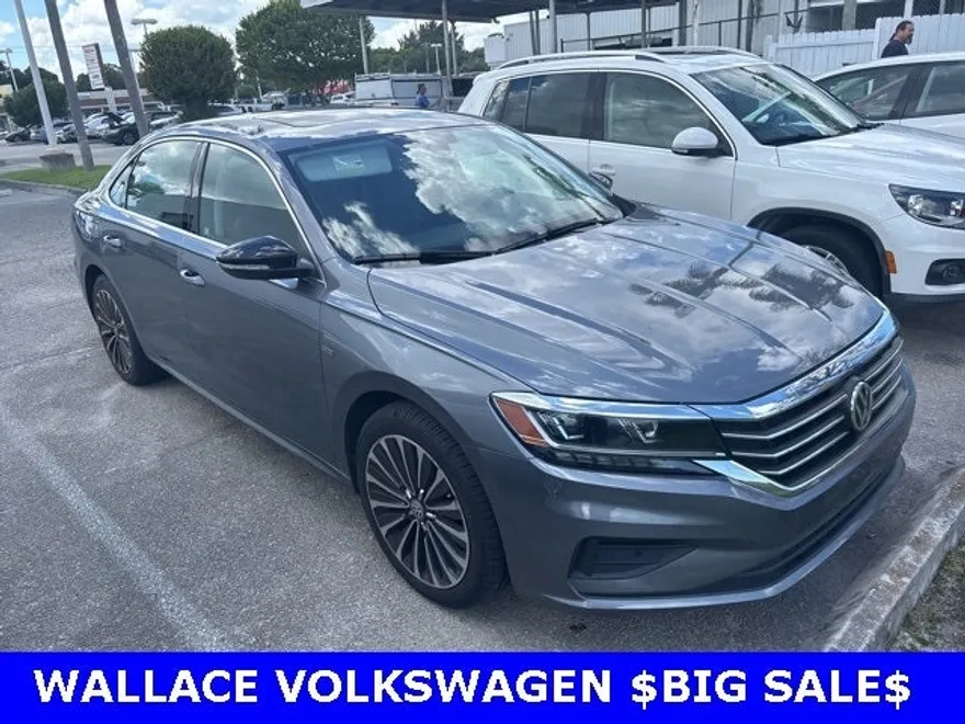 2022 Volkswagen Passat 2.0T Limited photo 1