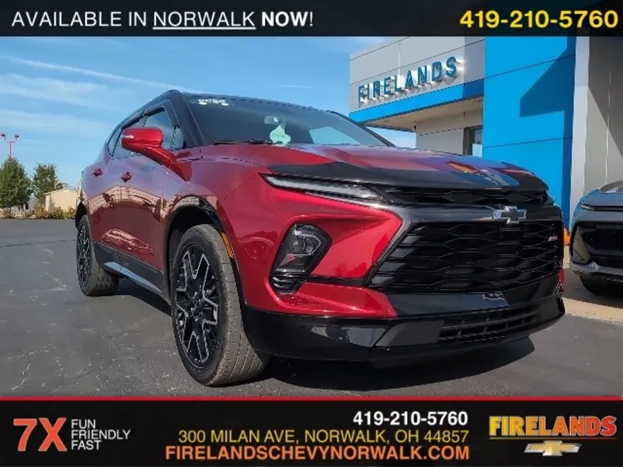 2023 Chevrolet Blazer RS photo 1