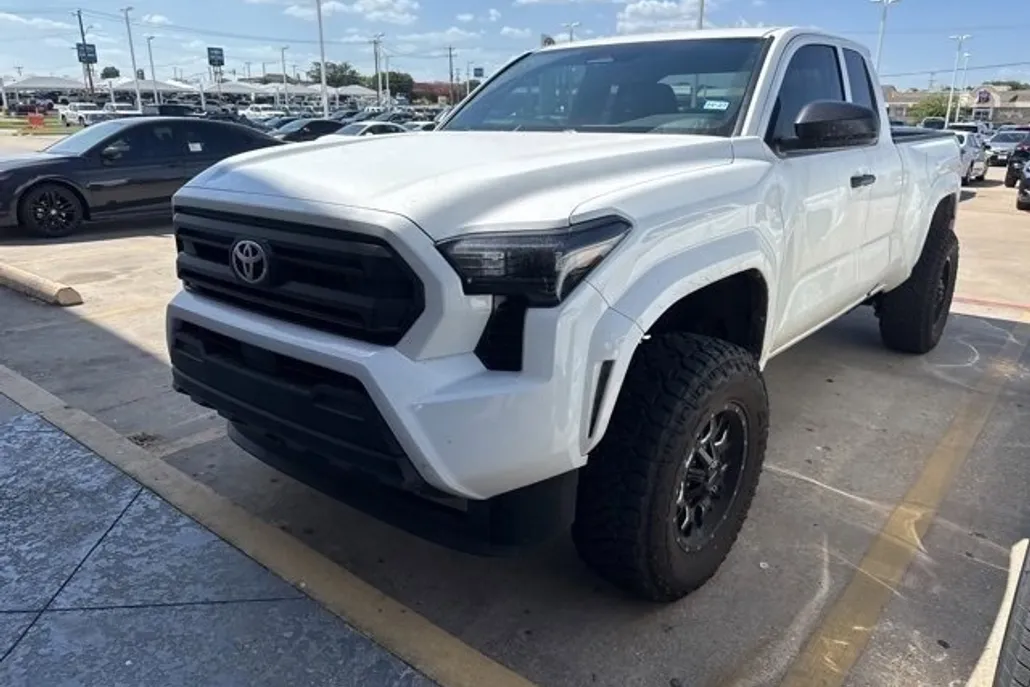 2025 Toyota Tacoma SR photo 1